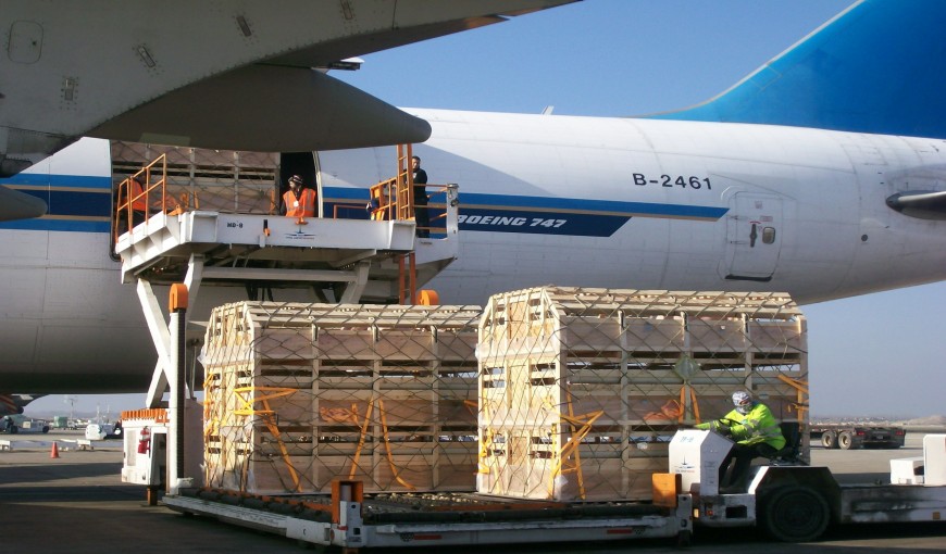 蒋湖农场到新加坡空运公司